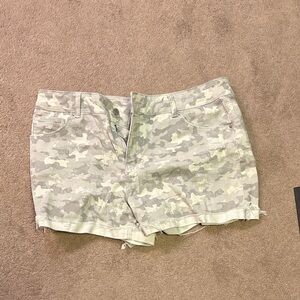 Time and Tru Light Sage Camo Denim Shorts